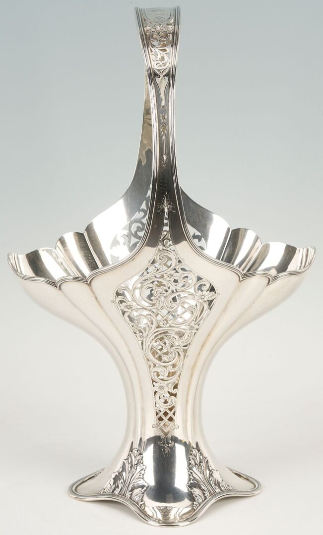 Lot 660: Large Whiting Sterling Flower Vase