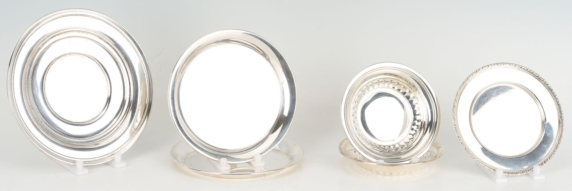 Lot 661: 15 pcs Small Sterling Hollowware incl. 2 cream and 1 sugar