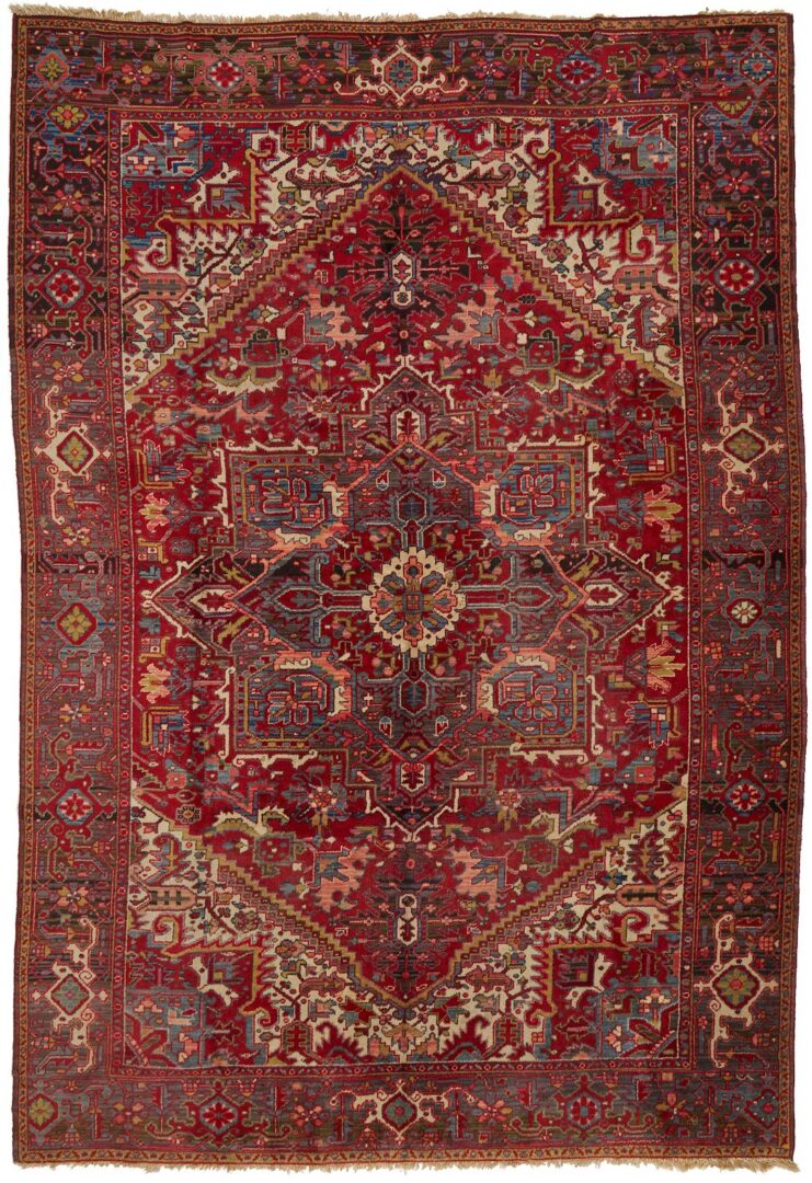 Lot 703: Persian Heriz Carpet, 11 ft. x 7 ft.