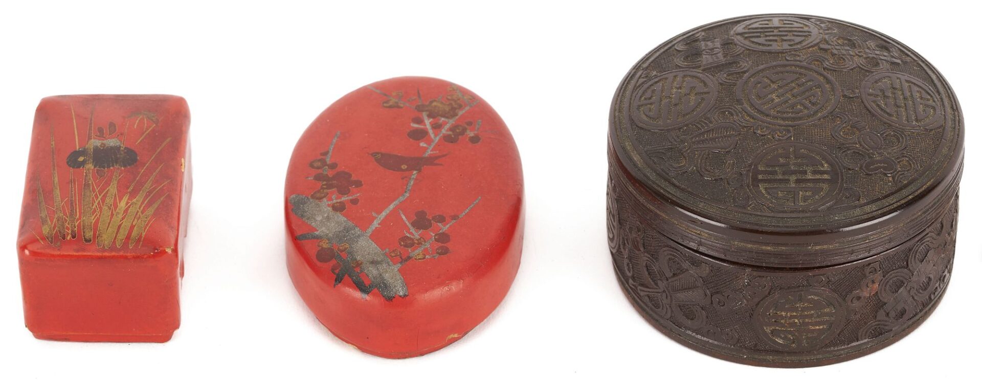 Lot 726: 3 Asian Small Lacquer Boxes