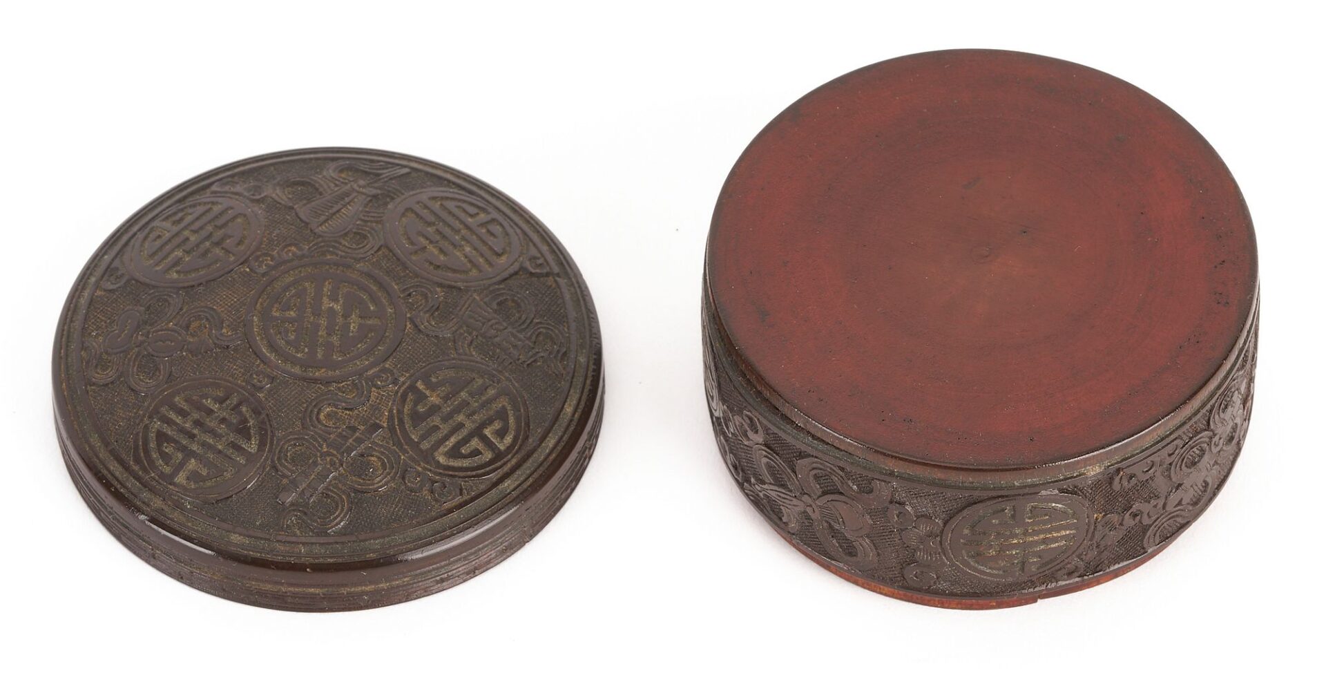 Lot 726: 3 Asian Small Lacquer Boxes