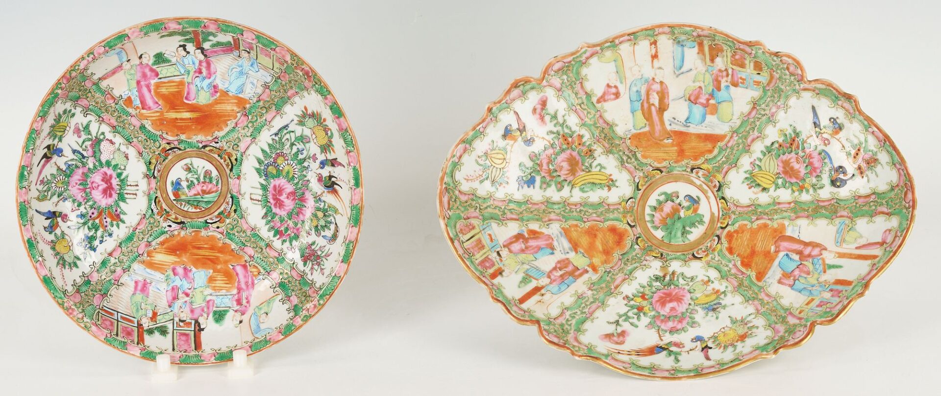 Lot 735: 3 pcs Famille Rose Porcelain: 2 Bowls, 1 Tazza