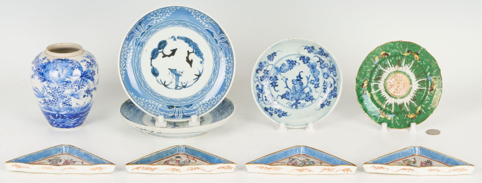 Lot 743: 9 Pieces Asian Porcelain  incl. Arita Jar
