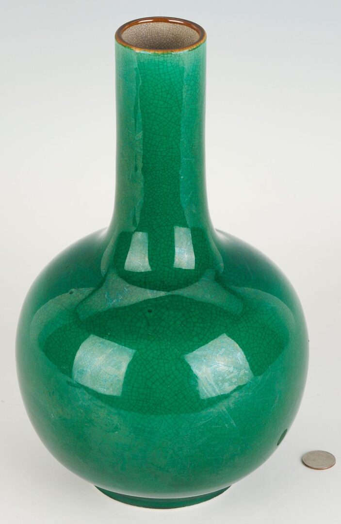 Lot 745: Chinese Green Bottle Vase
