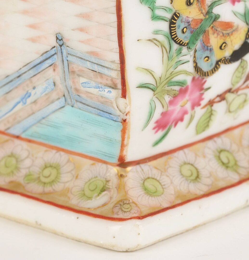 Lot 747: Pr. of Chinese  Famille Rose Porcelain Vases & Rose Medallion Lamp
