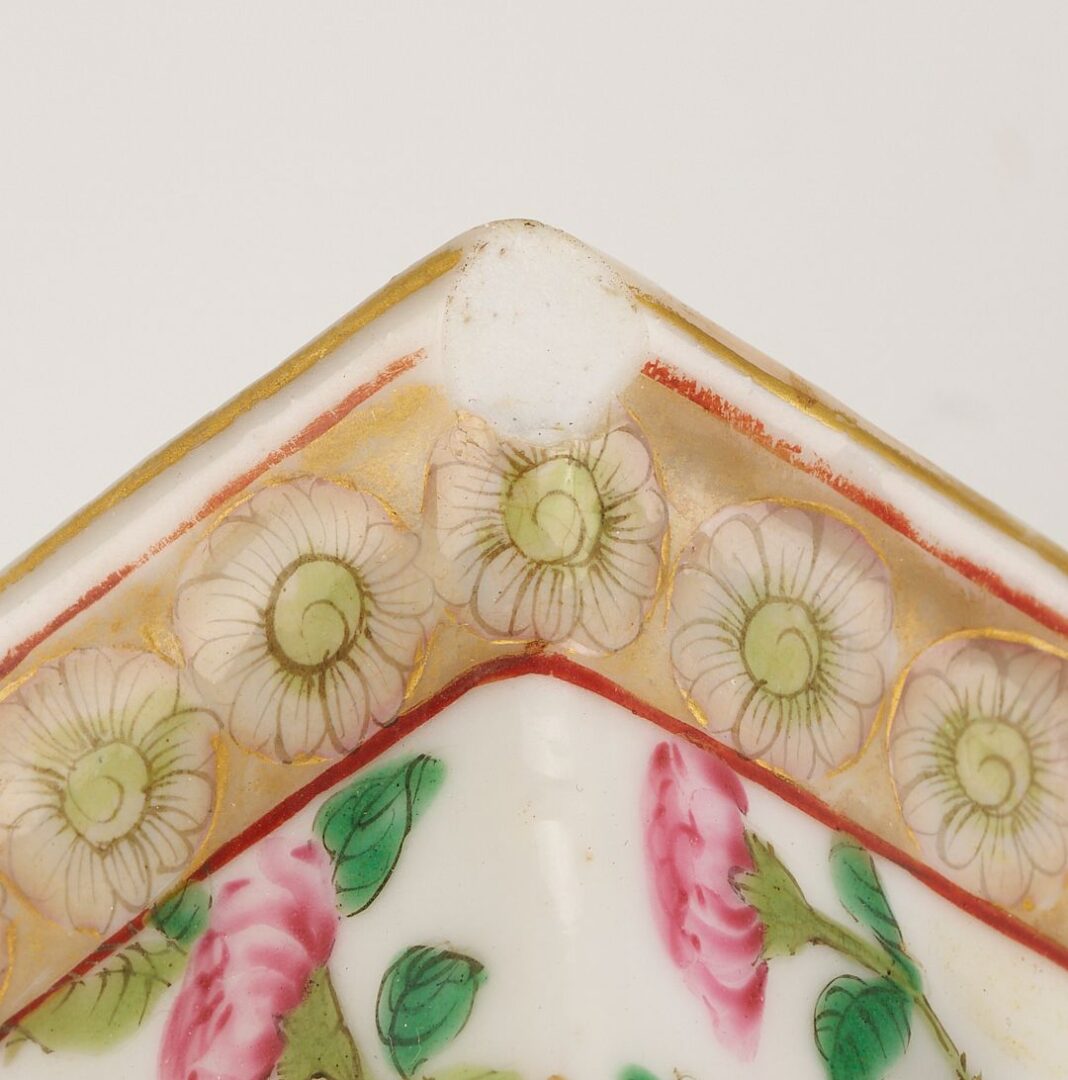 Lot 747: Pr. of Chinese  Famille Rose Porcelain Vases & Rose Medallion Lamp