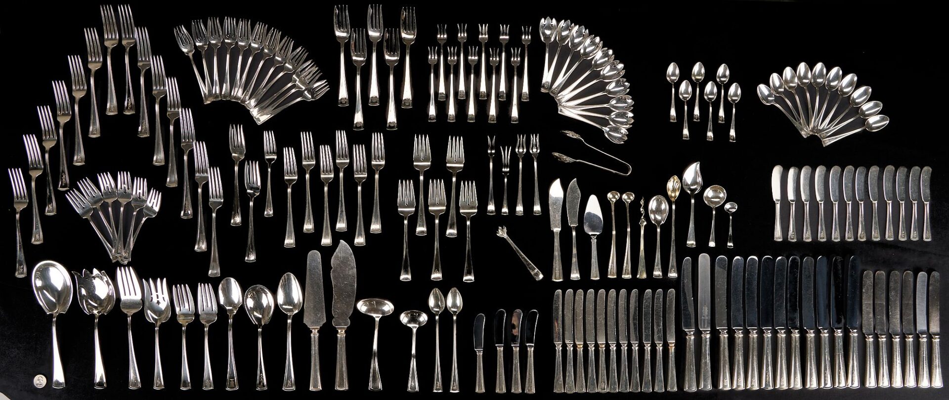 Lot 79: 164 Pcs. Dominick & Haff Virginia Pattern Sterling Flatware