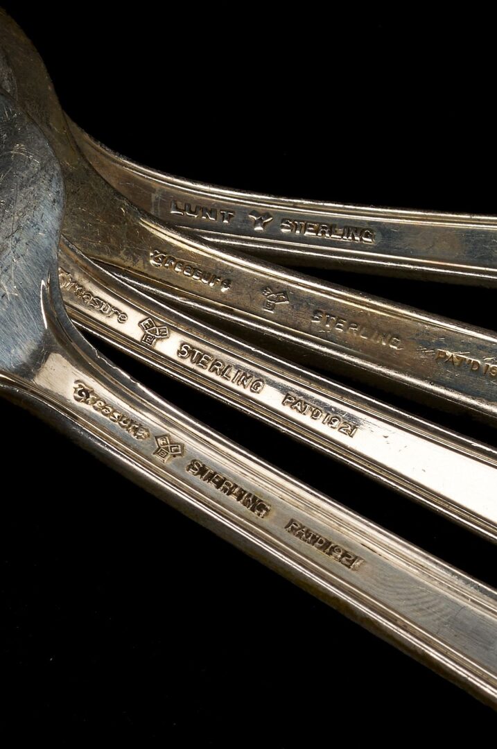 Lot 81: 137 Pcs. Lunt William and Mary Pattern Sterling Flatware, Service for 10