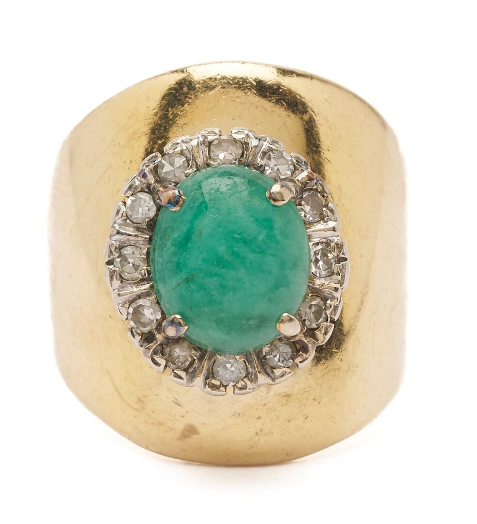 Lot 830: 14K Gold, Jade, & Diamond Ring