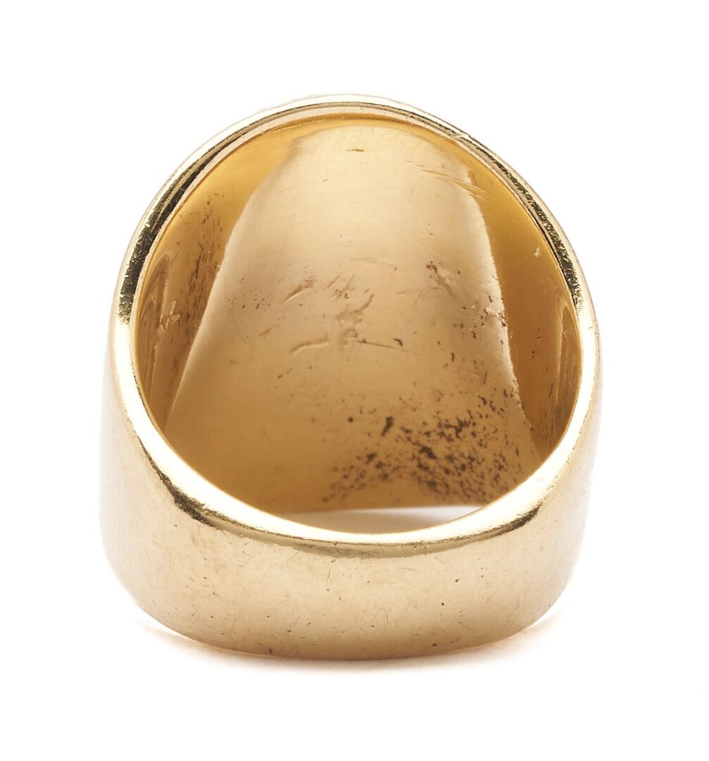 Lot 830: 14K Gold, Jade, & Diamond Ring