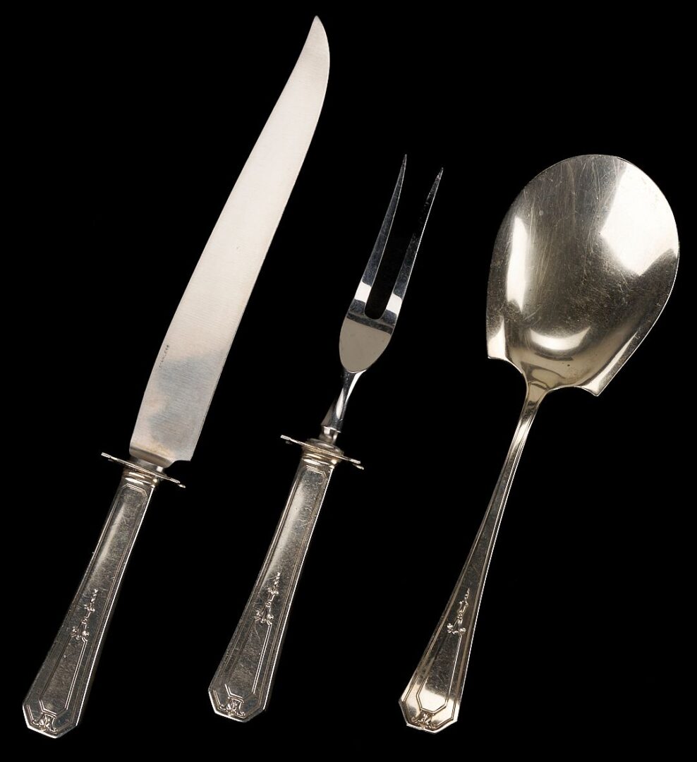 Lot 83: 86 pcs. Wallace Princess Mary Pattern Sterling Silver Flatware