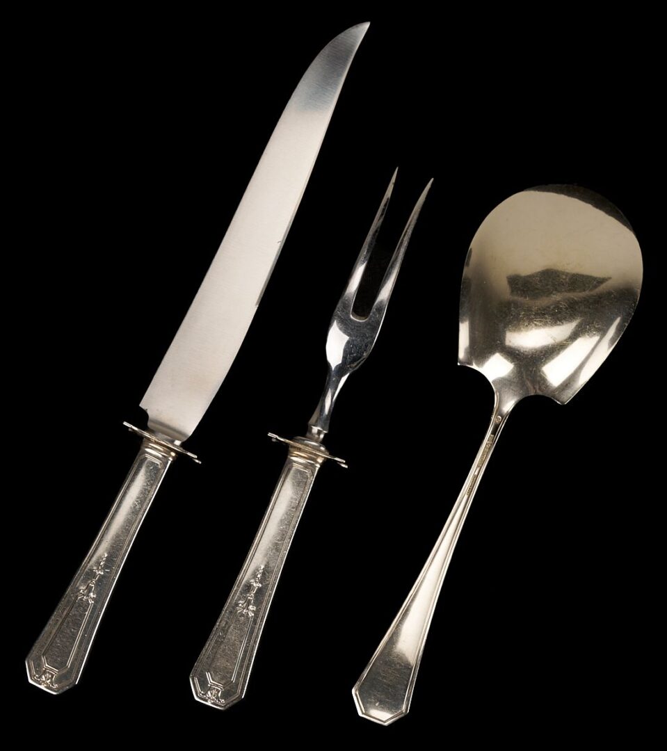 Lot 83: 86 pcs. Wallace Princess Mary Pattern Sterling Silver Flatware