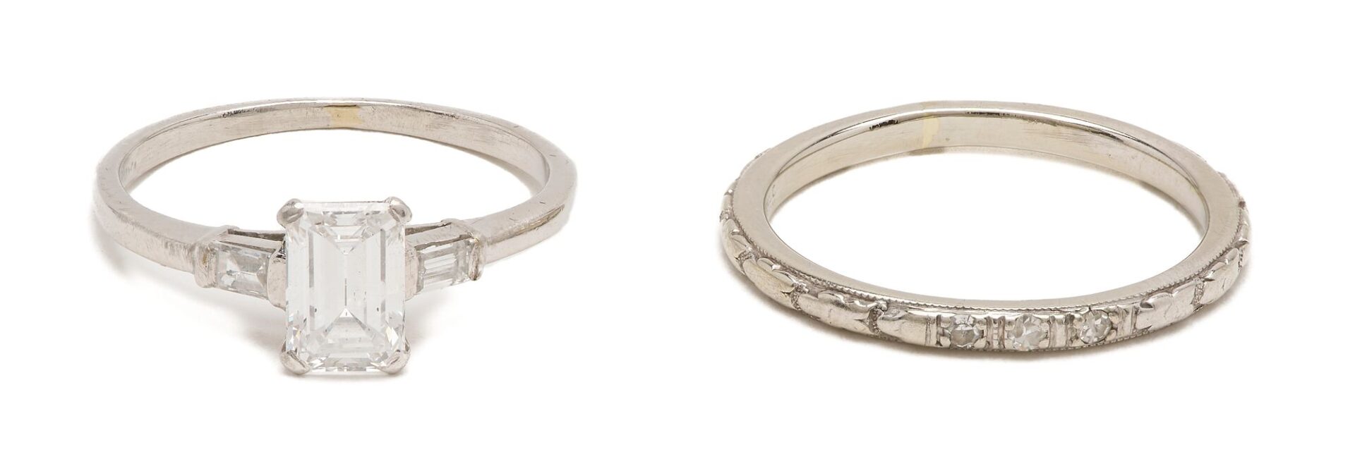 Lot 842: 18K Gold & Platinum Wedding Set