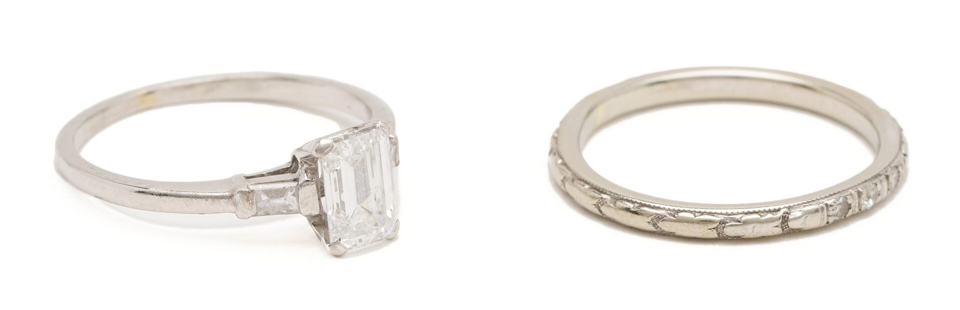 Lot 842: 18K Gold & Platinum Wedding Set