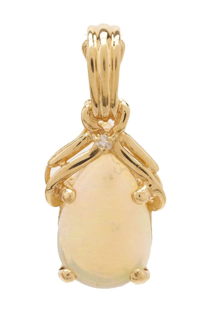 Lot 846: 14K Gold & Gemstone Necklace & Pendant Lot