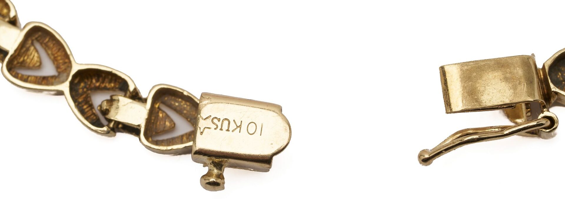 Lot 848: 2 Gold Bracelets
