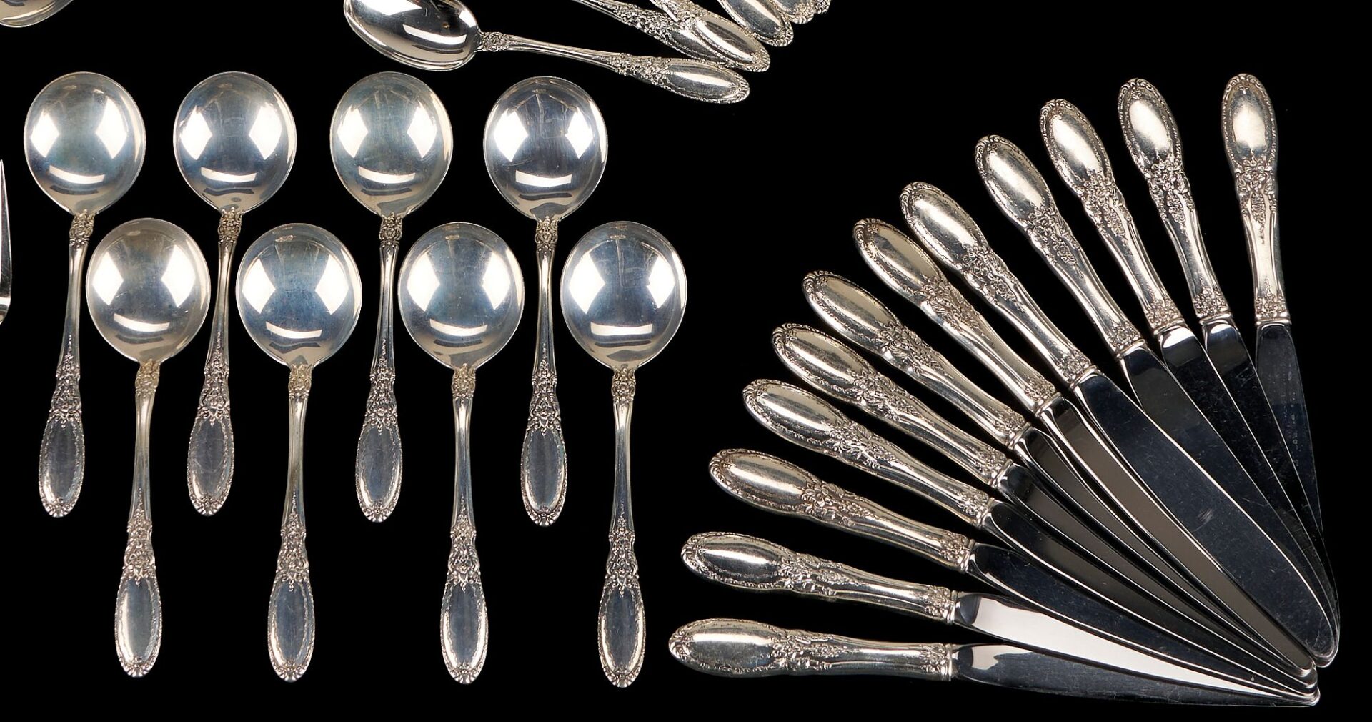 Lot 84: 85 Pcs. Towle Old Mirror Sterling Silver Flatware