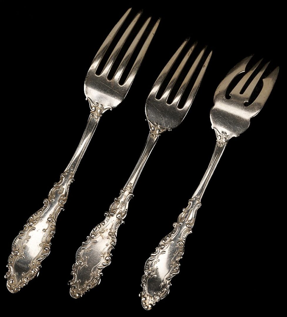Lot 856: 19 Pcs. Gorham Luxemburg Sterling Flatware