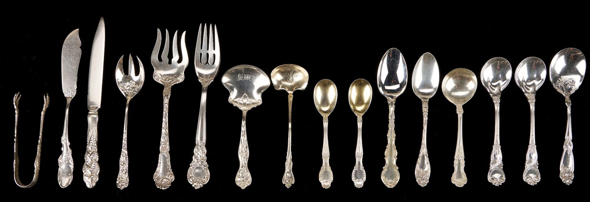 Lot 857: 21 Assorted Sterling Silver Flatware Pieces