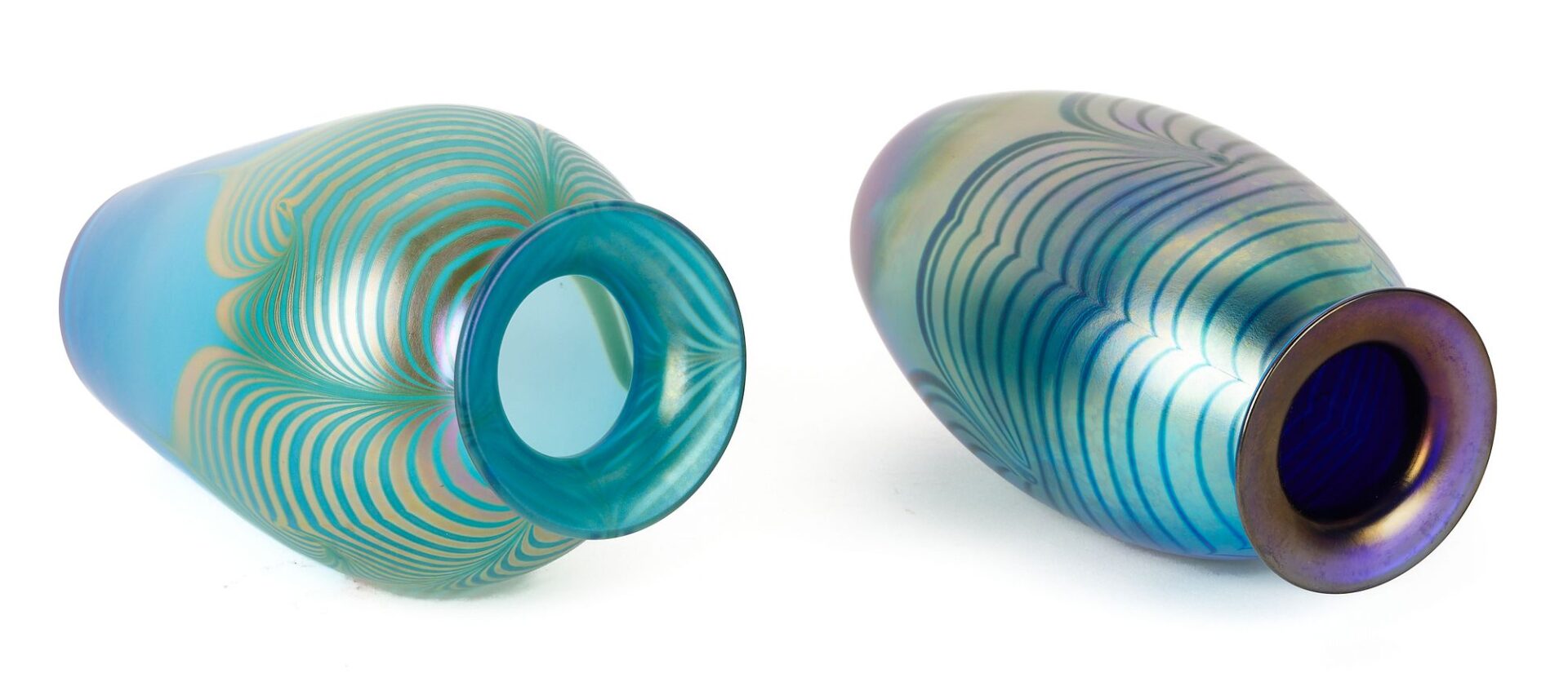 Lot 885: 4 Studio Art Glass Pieces