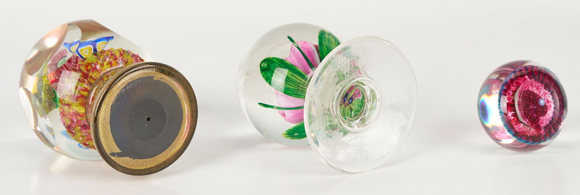 Lot 886: 3 Art Glass Paperweights Incl. Pairpoint