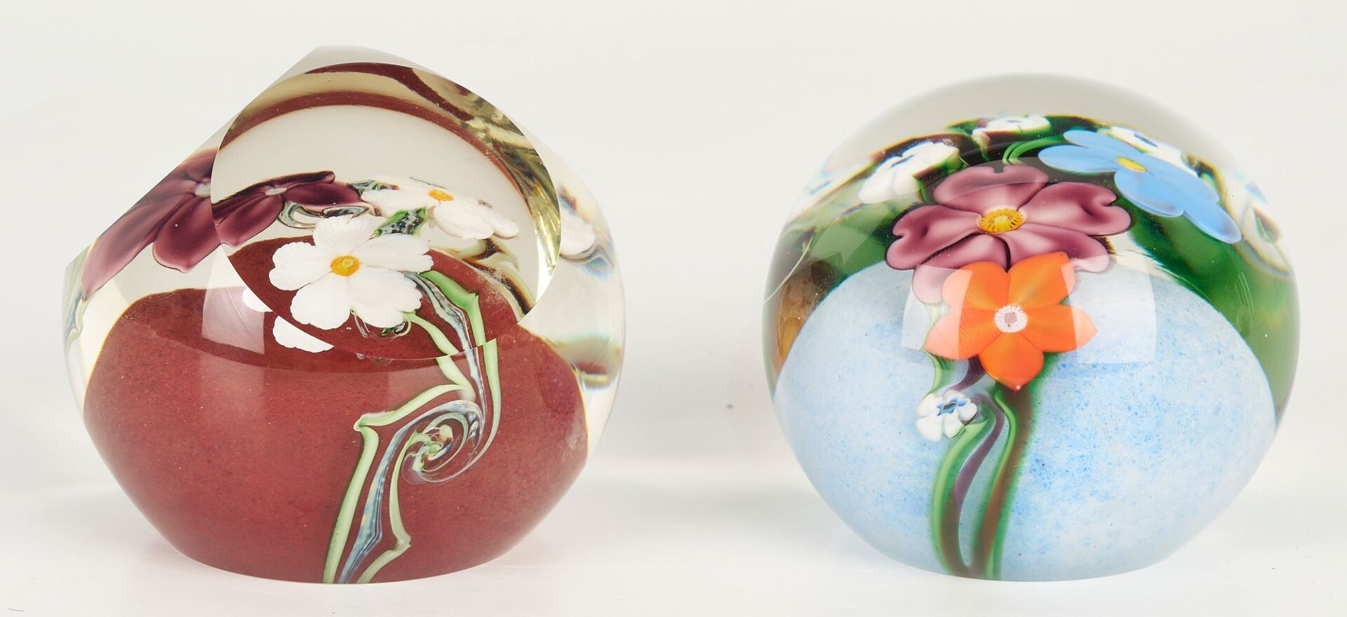 Lot 887: 12 Art Glass Paperweights, incl. Orient & Flume