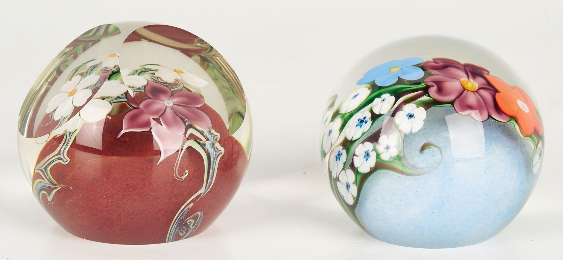 Lot 887: 12 Art Glass Paperweights, incl. Orient & Flume