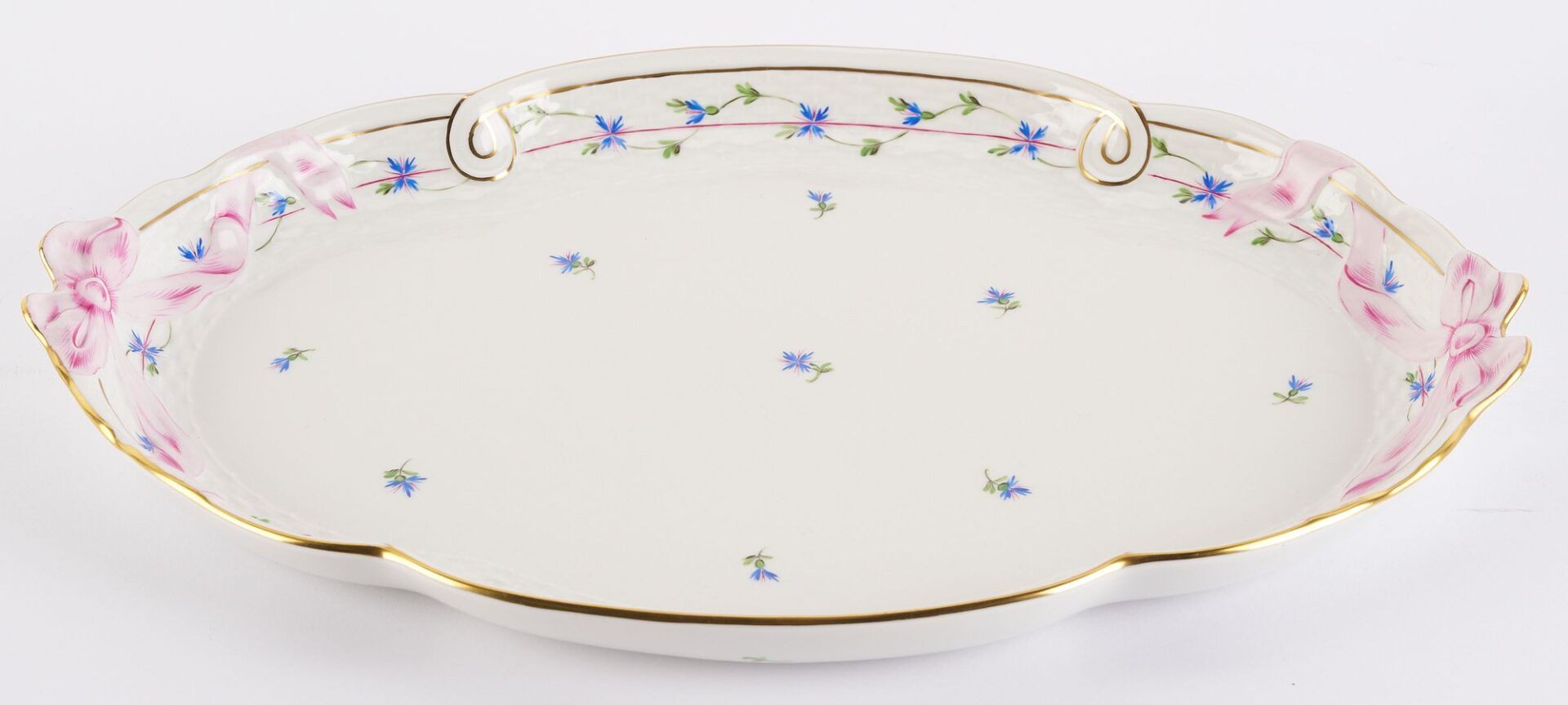 Lot 888: Herend Blue Garland Pattern Porcelain Tea Service, 8 pcs
