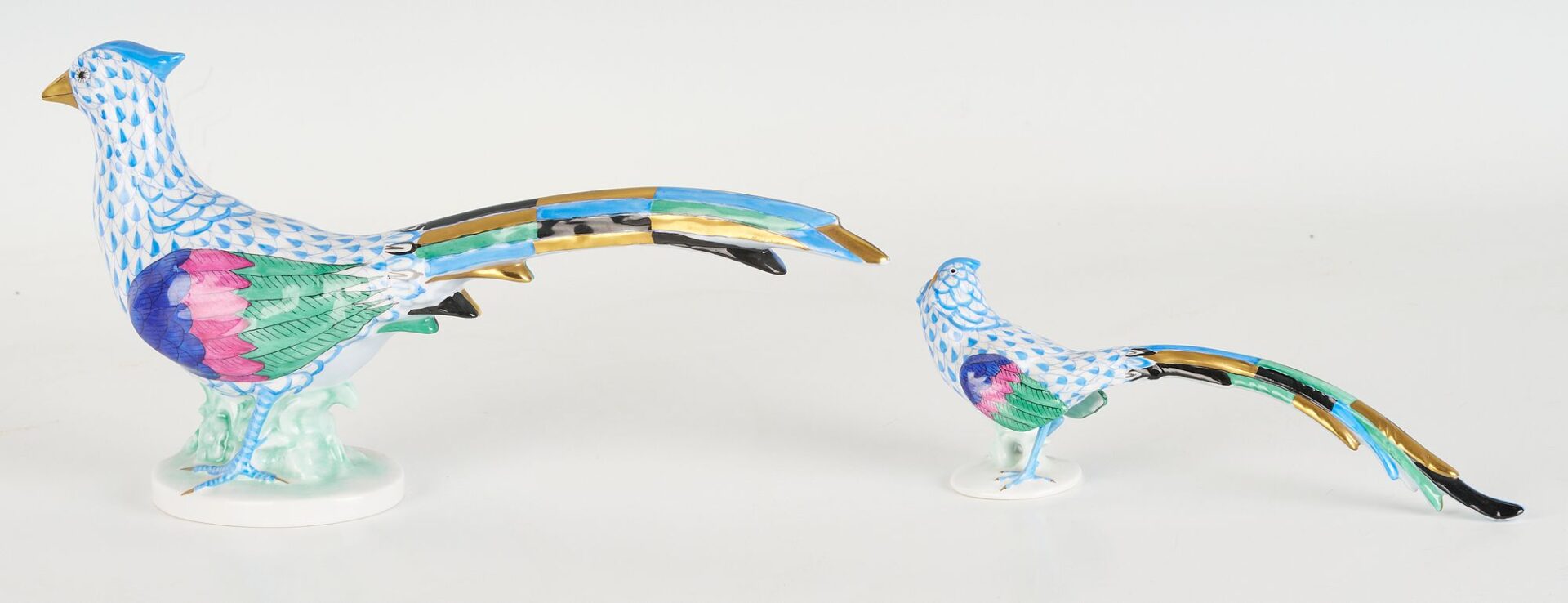 Lot 889: 2 Herend Blue Fishnet Porcelain Pheasants