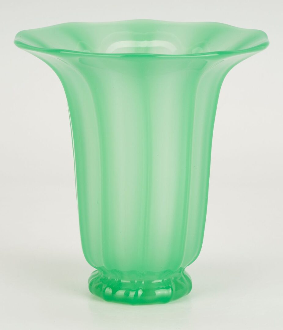 Lot 890: 2 Herend Porcelain Items plus Steuben Green Glass Vase