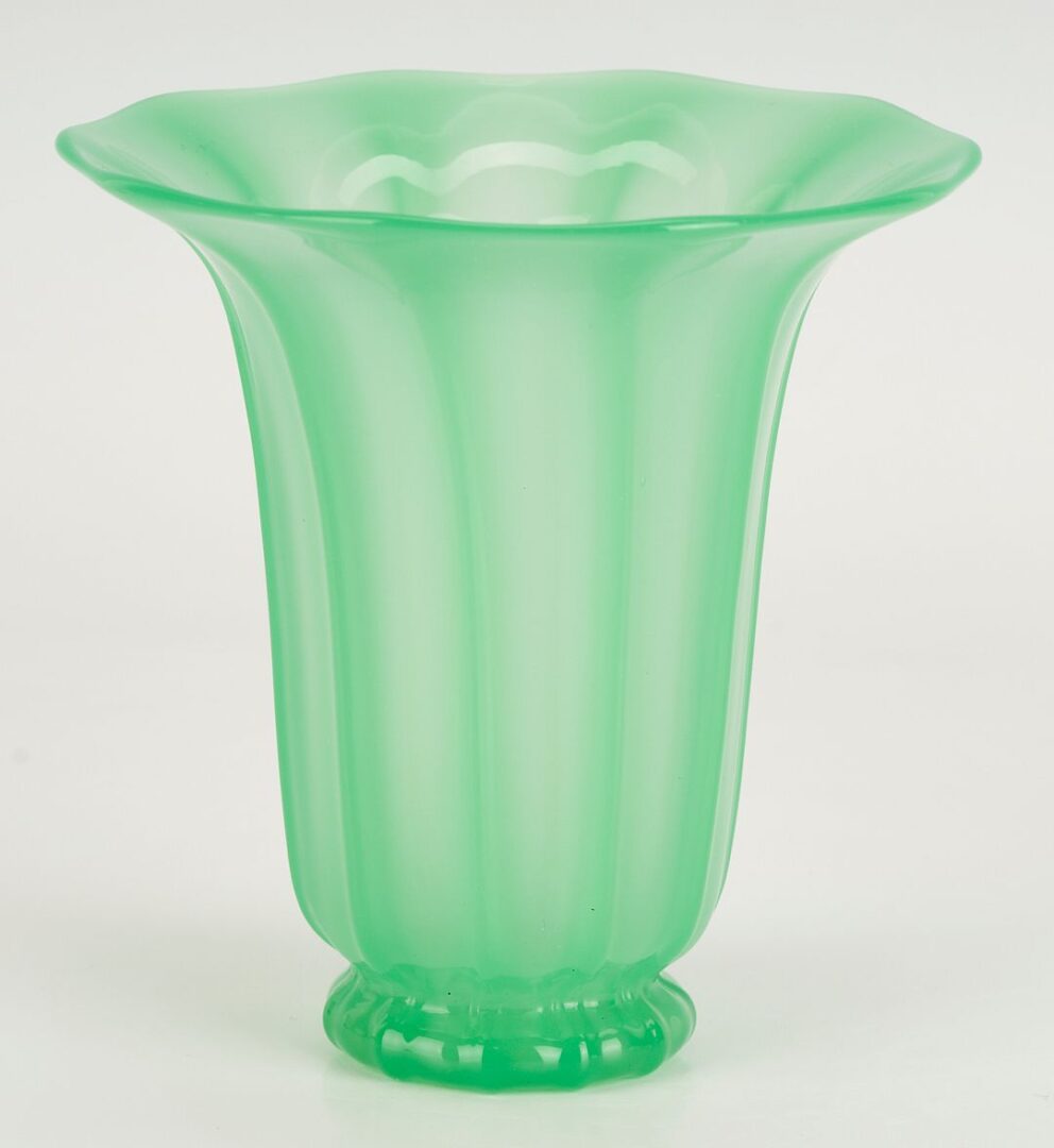 Lot 890: 2 Herend Porcelain Items plus Steuben Green Glass Vase