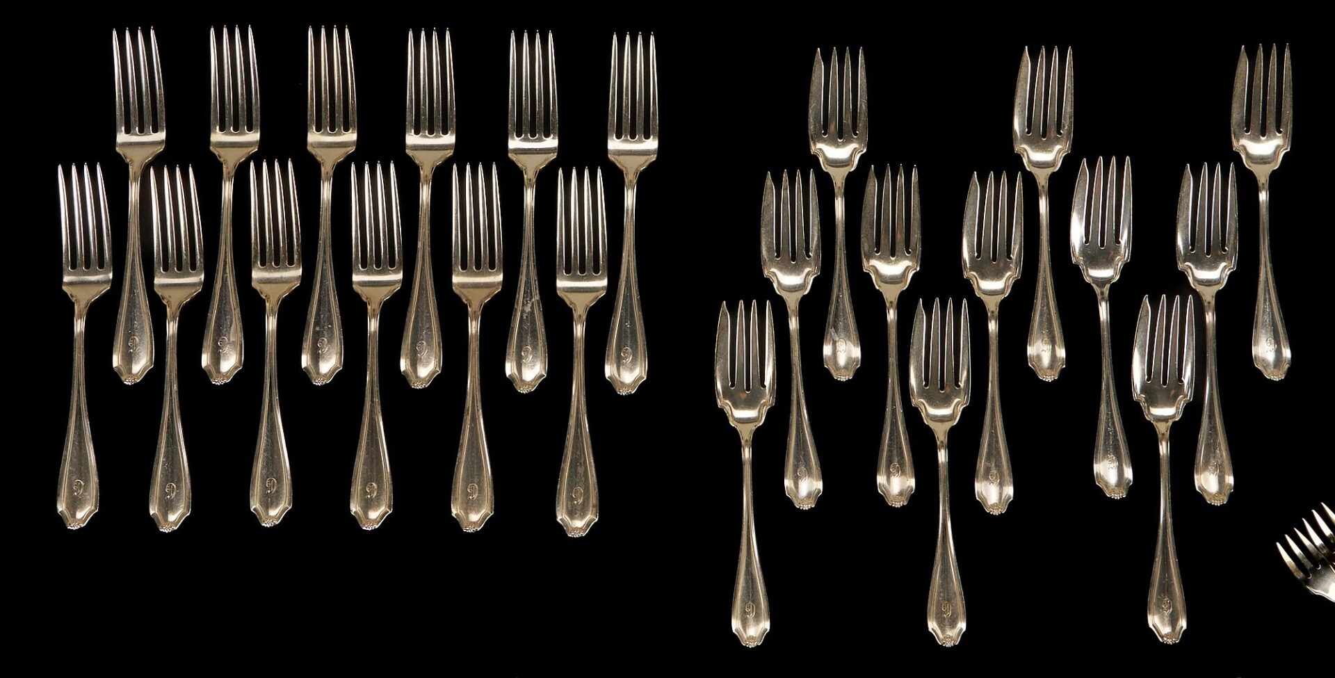 Lot 89: 104 Whiting Stratford Sterling Flatware Pcs.