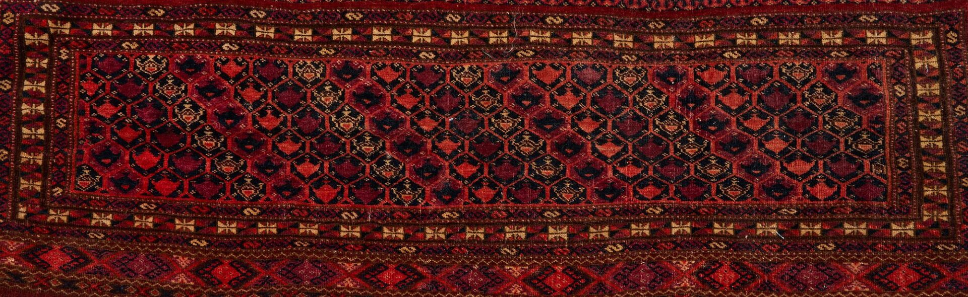 Lot 902: 2 Antique Turkmen Torbas & 2 Antique Baluch Balisht Pillows