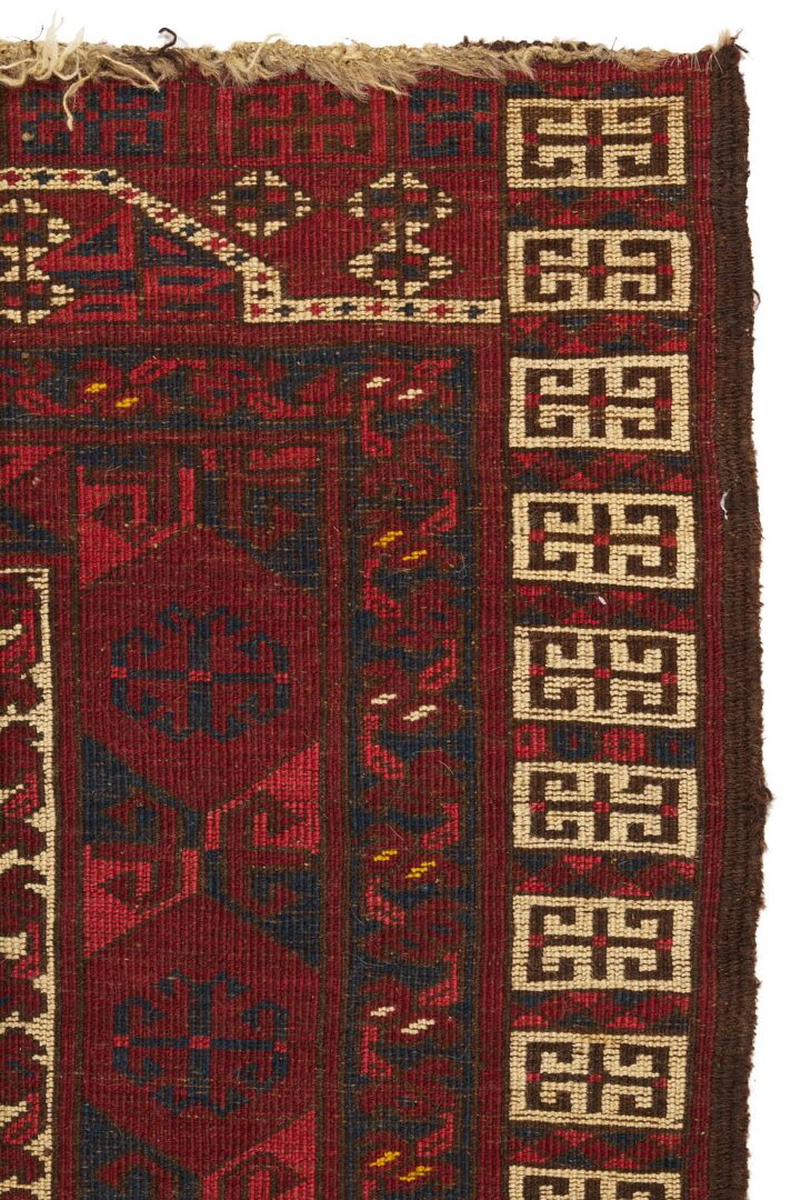 Lot 915: Antique Saryk Turkoman Ensi Rug
