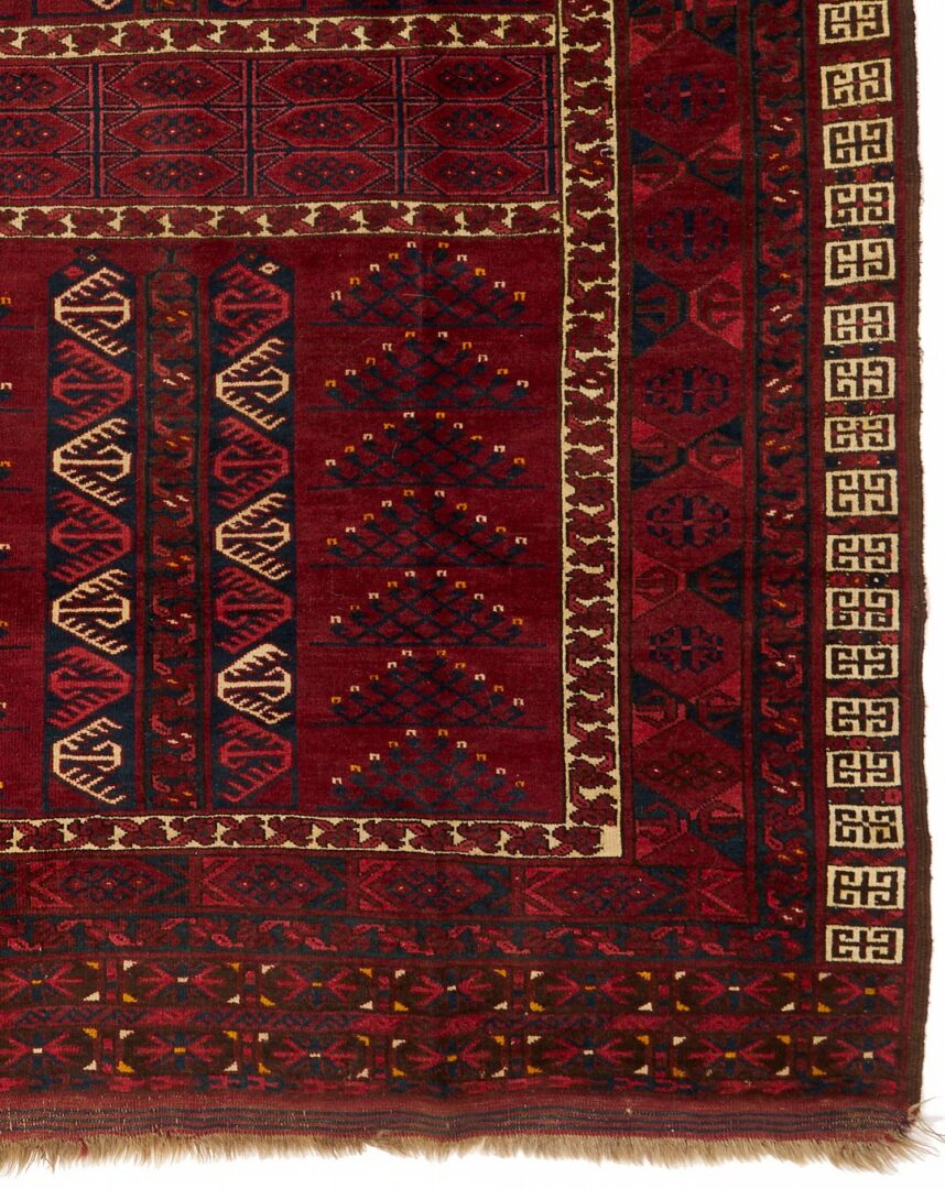 Lot 915: Antique Saryk Turkoman Ensi Rug