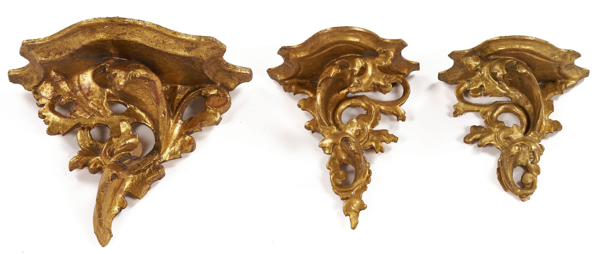 Lot 921: 5 Italian Decorative Giltwood Wall Bracket Shelves