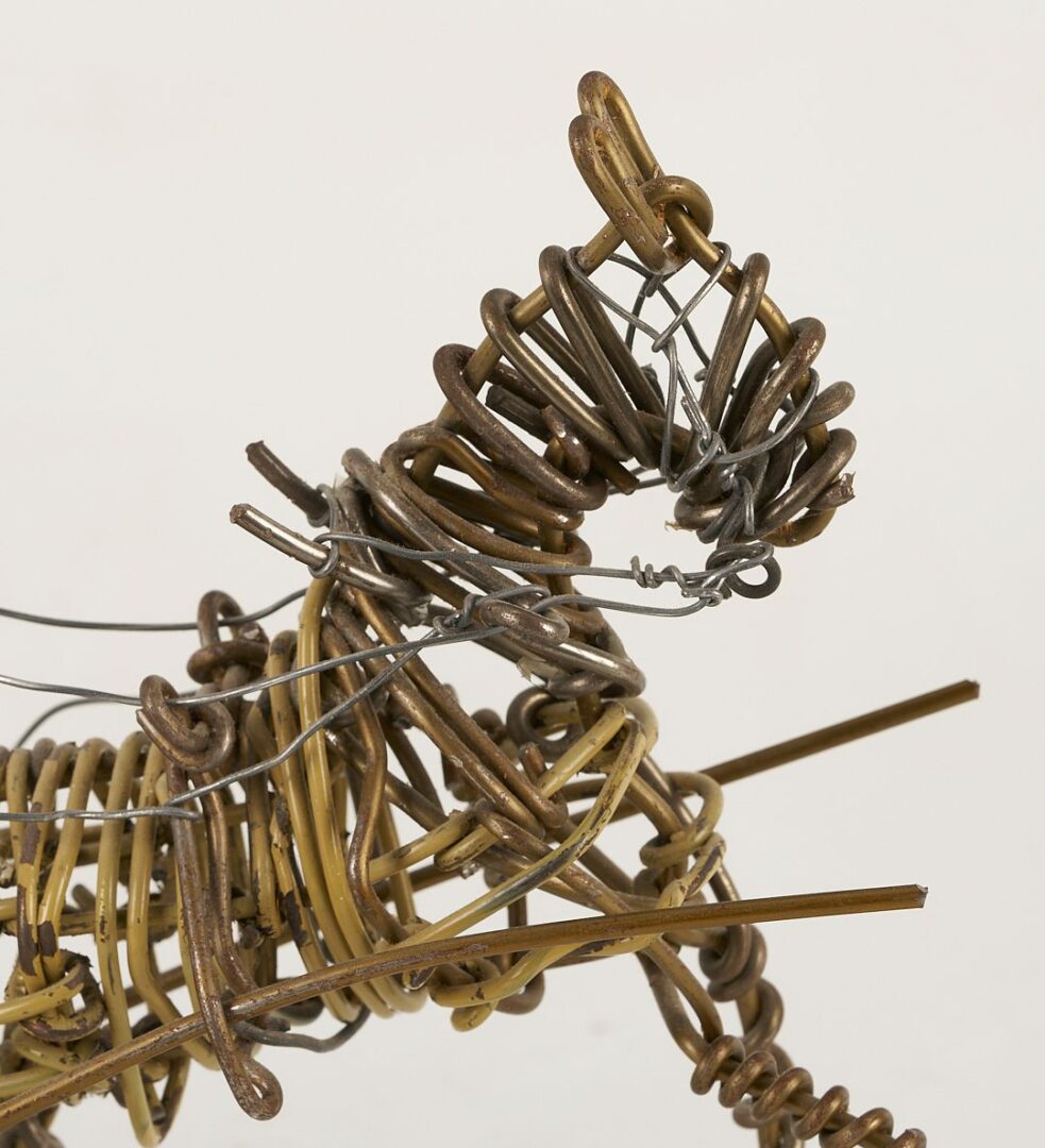 Lot 941: Vannoy Streeter Wire Sculpture & Roy Pace Carved Figure