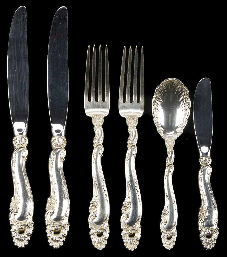 Lot 1005: 9 pcs. Sterling Flatware, incl. Francis I Macaroni