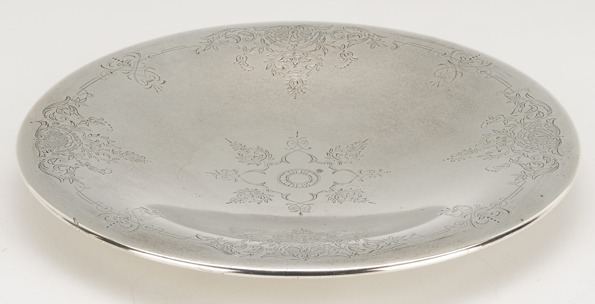 Lot 1006: 2 Sterling Dishes: Grapeleaf Double Bowl plus Towle Cake Plate