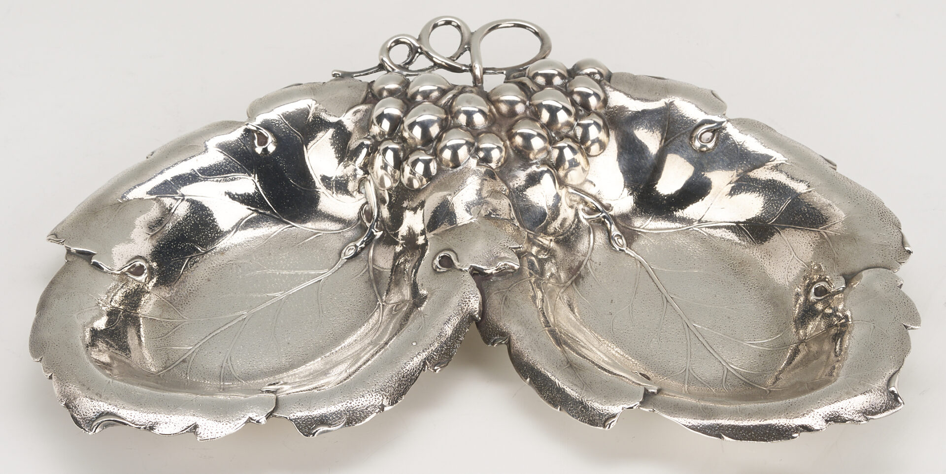 Lot 1006: 2 Sterling Dishes: Grapeleaf Double Bowl plus Towle Cake Plate