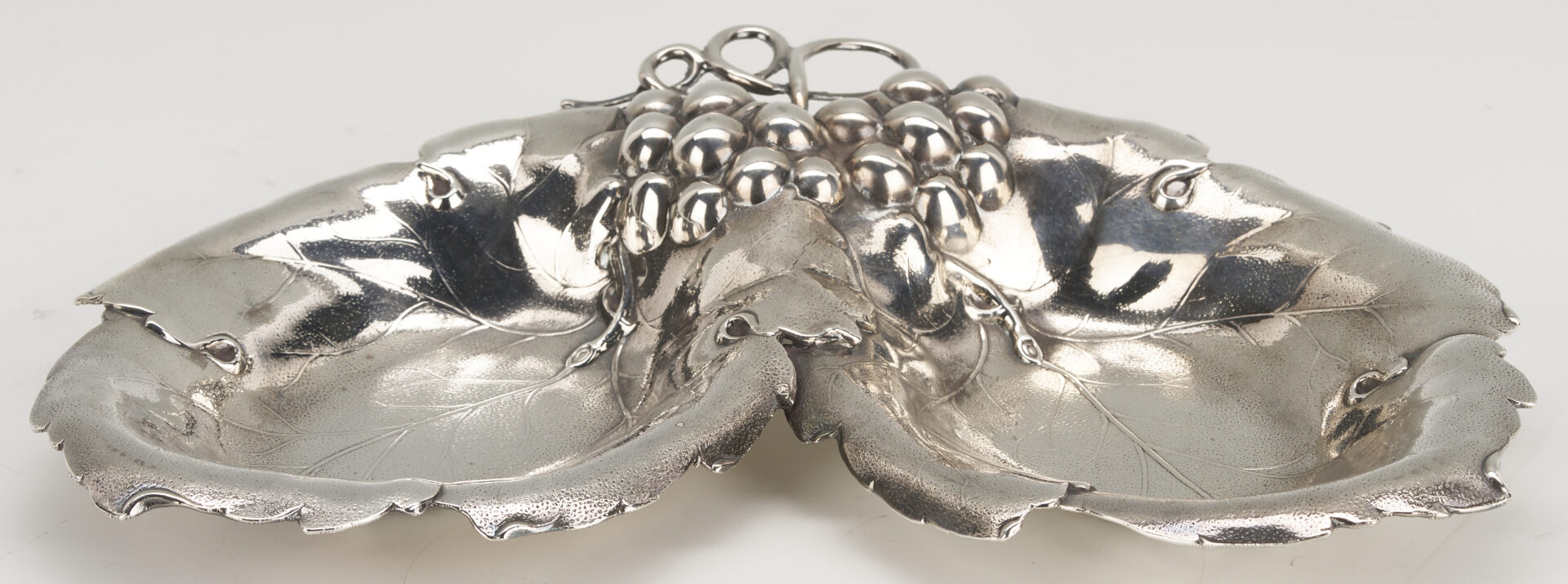 Lot 1006: 2 Sterling Dishes: Grapeleaf Double Bowl plus Towle Cake Plate