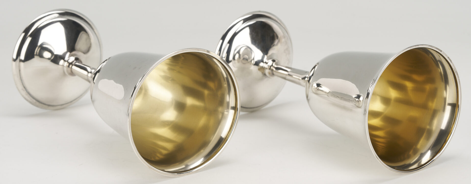 Lot 1024: 5 Sterling Silver Hollowware Pieces