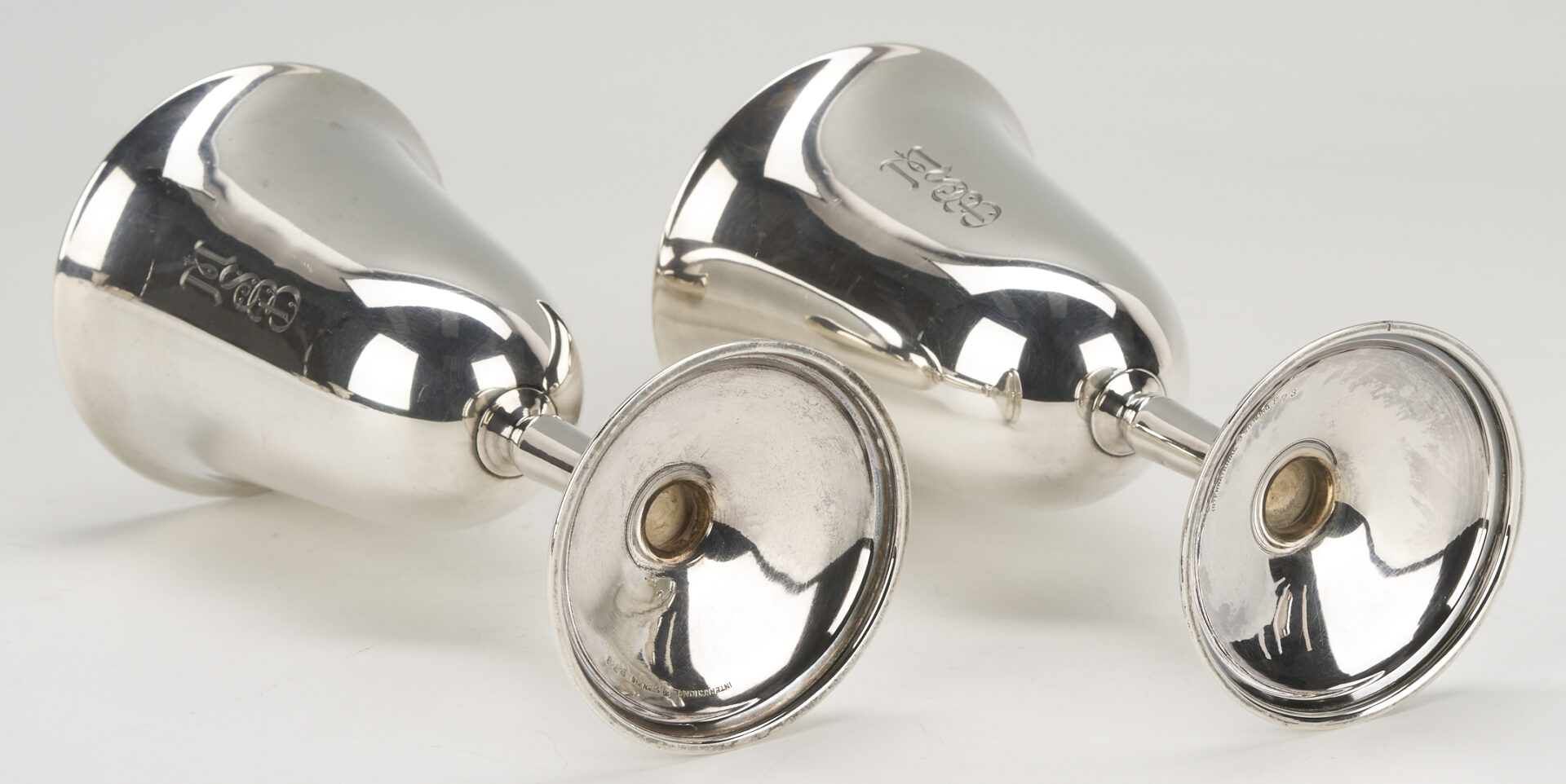 Lot 1024: 5 Sterling Silver Hollowware Pieces