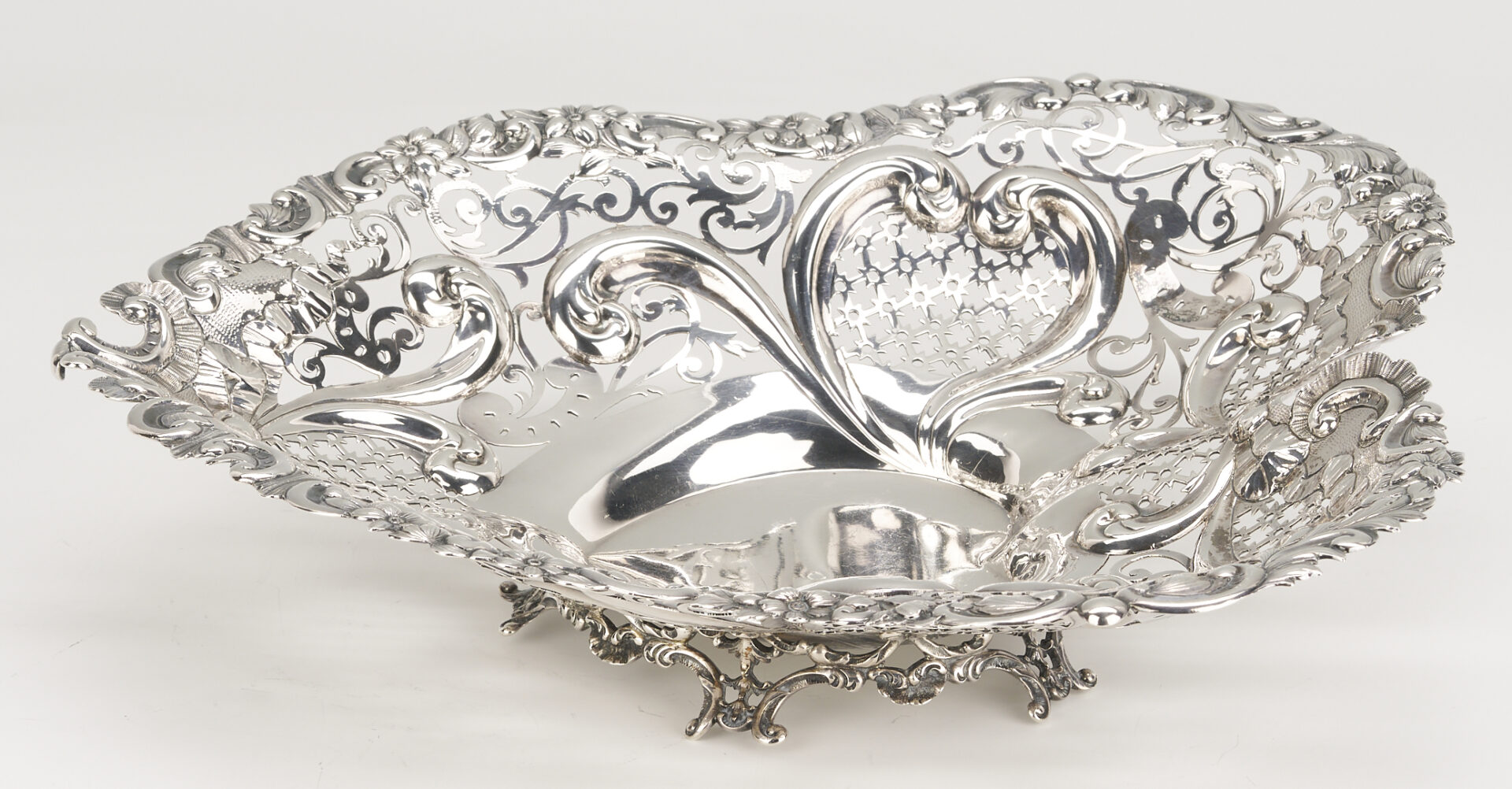 Lot 1030: Gorham Sterling Silver Heart Shaped Bowl