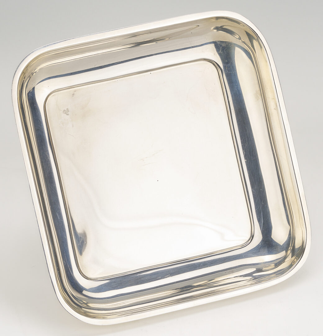 Lot 105: Pr. Sterling La Paglia Vases Plus 1 Gardiner Square Dish