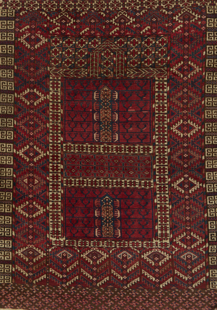 Lot 1084: Antique Turkmen Tekke Ensi Rug, Bird-Head Design
