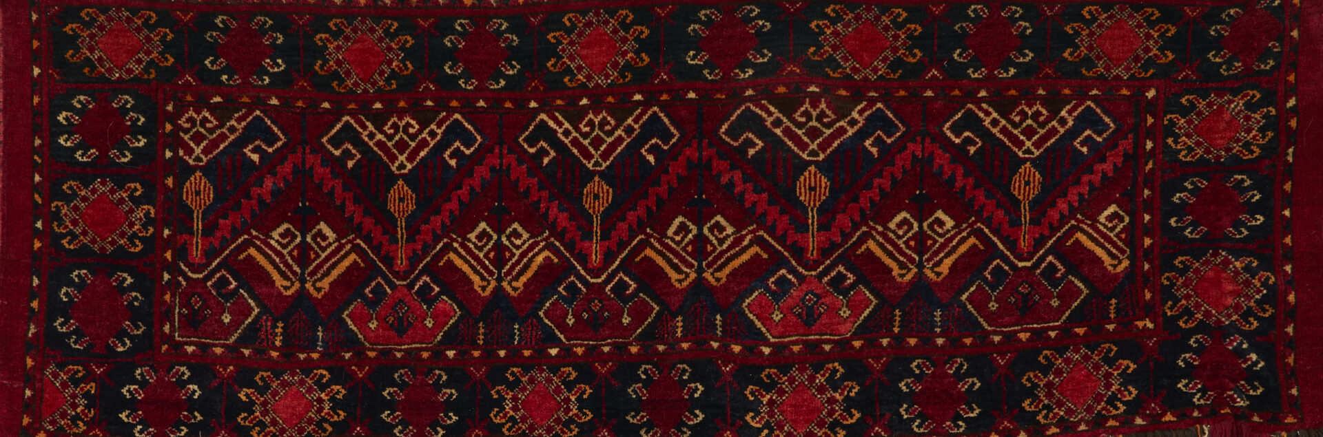 Lot 1086: Antique Ersari Turkman Trapping & Ersari Torba