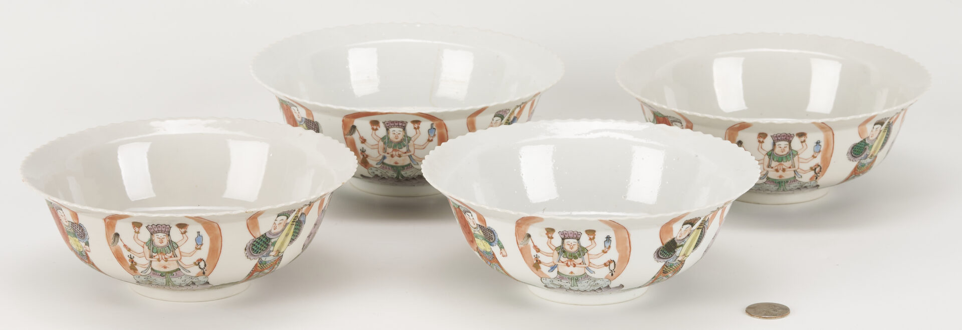 Lot 10: 4 Chinese Porcelain Bowls in Fitted Cabinet