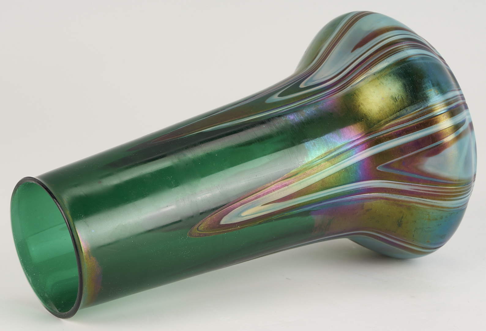 Lot 1103: 3 Art Glass Vases with Pulled Color Designs