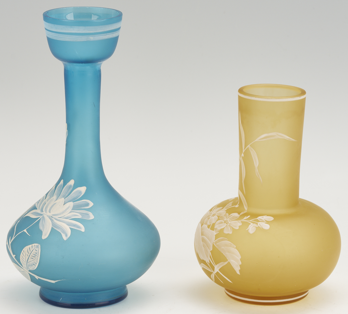 Lot 1104: 2 Cameo Art Glass Vases